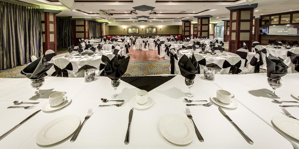 ססקאטון Park Town Hotel מראה חיצוני תמונה